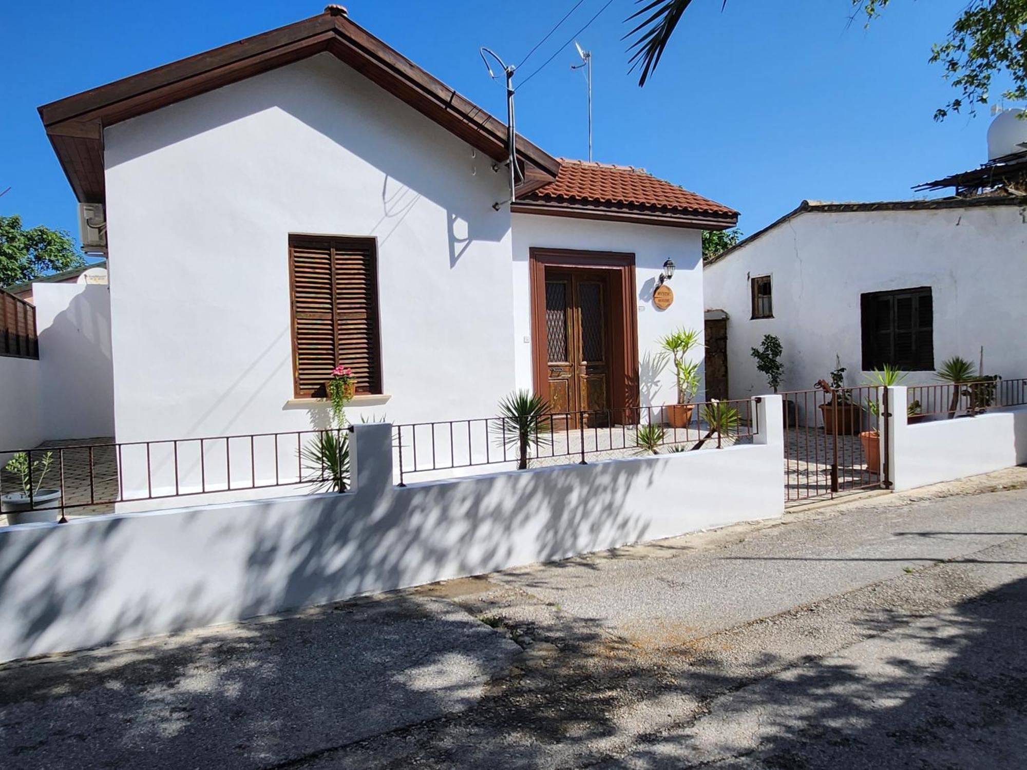 Mystic Guest House Famagusta Famagusta  Exterior foto